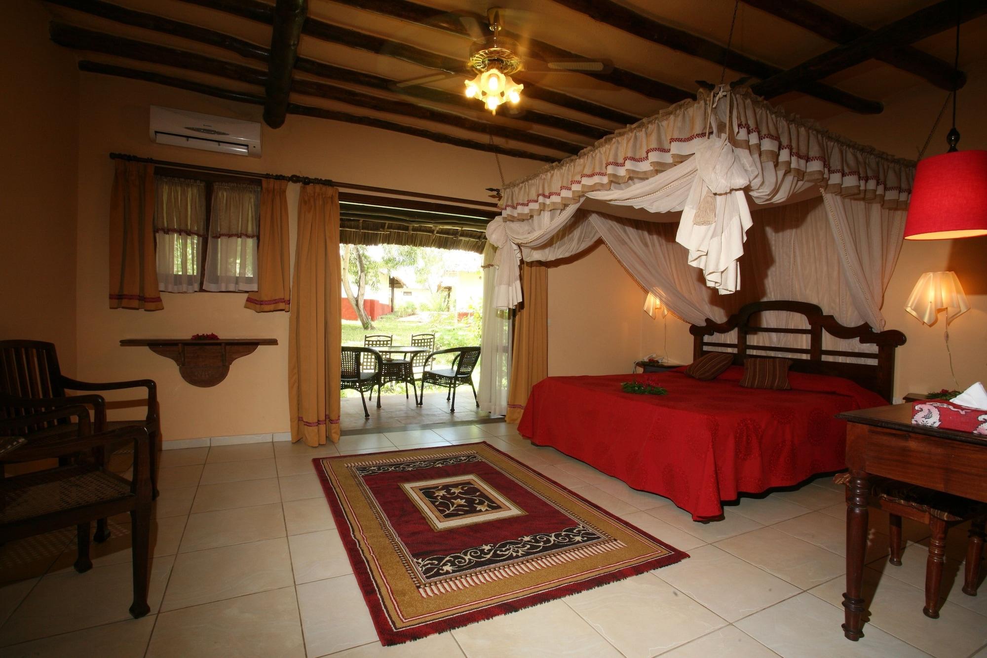 Hotel Karafuu Beach Resort Pingwe Eksteriør billede