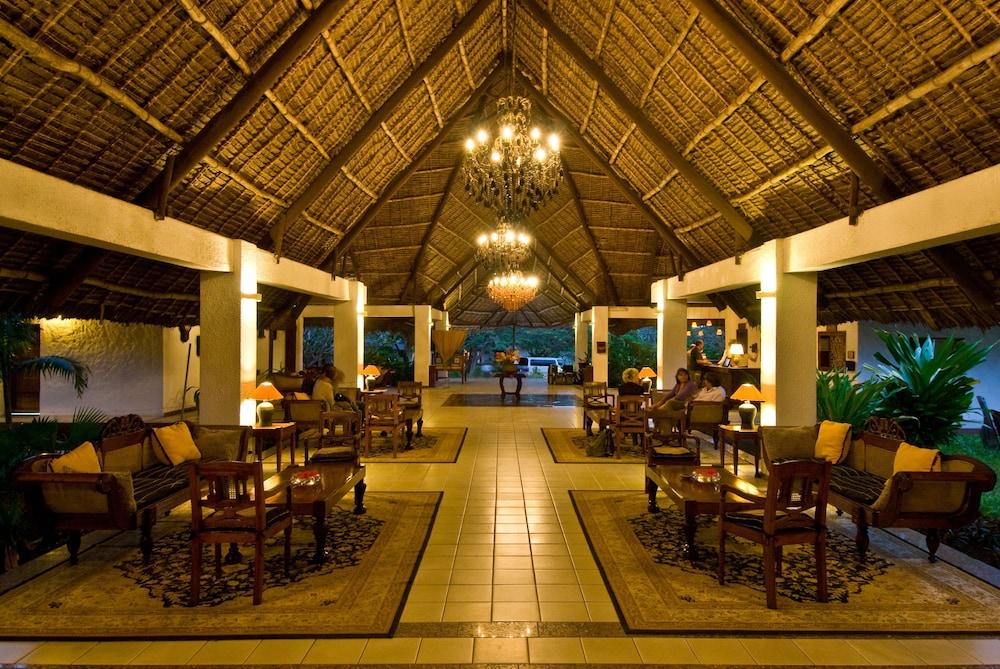 Hotel Karafuu Beach Resort Pingwe Eksteriør billede