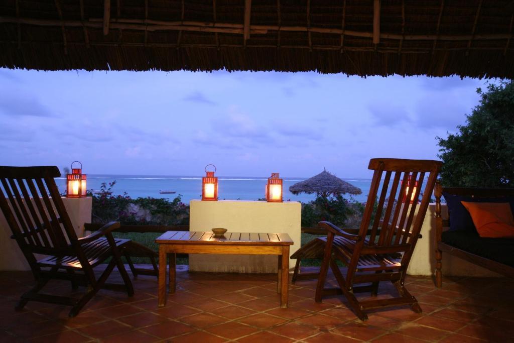 Hotel Karafuu Beach Resort Pingwe Eksteriør billede