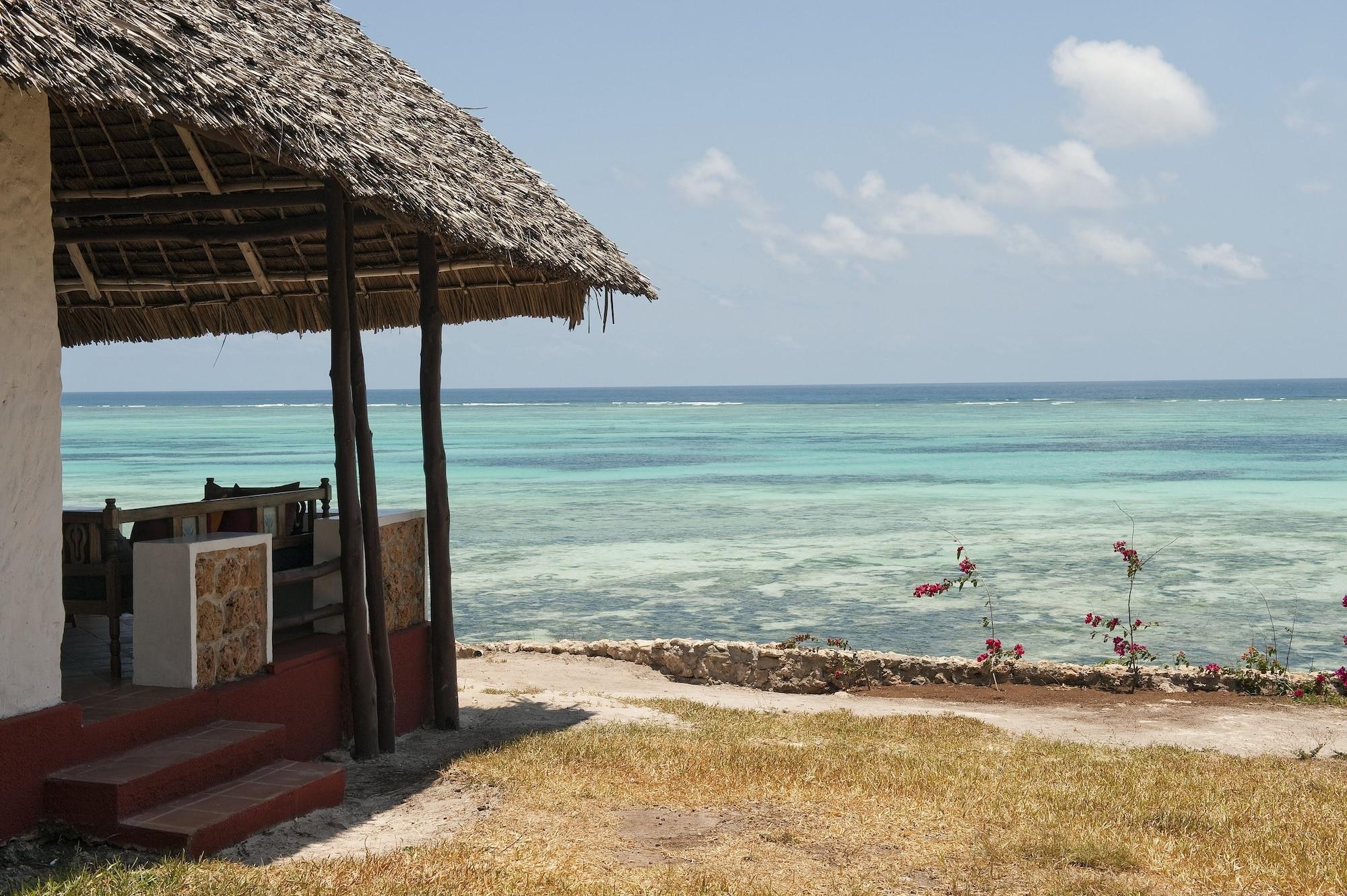 Hotel Karafuu Beach Resort Pingwe Eksteriør billede