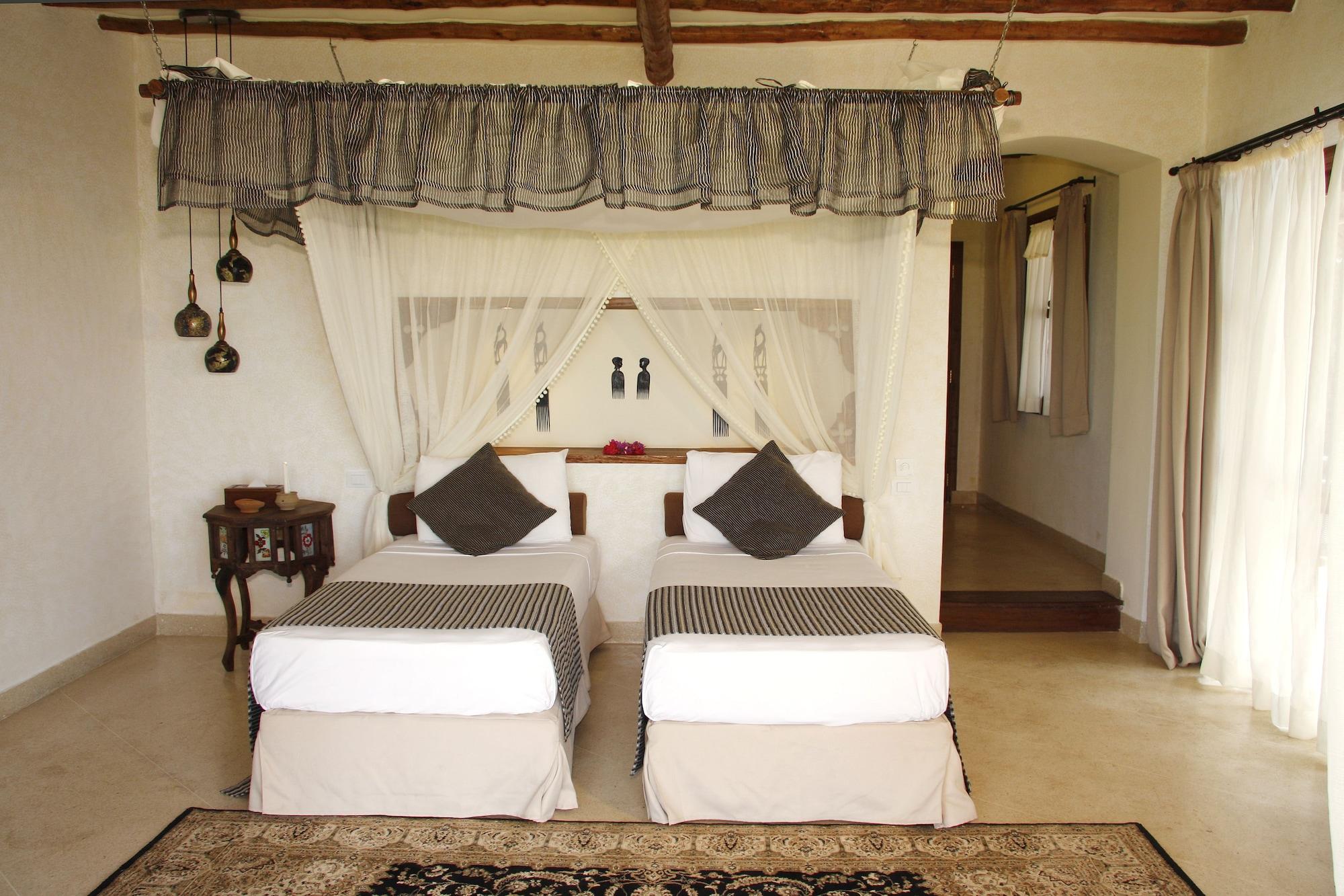 Hotel Karafuu Beach Resort Pingwe Eksteriør billede