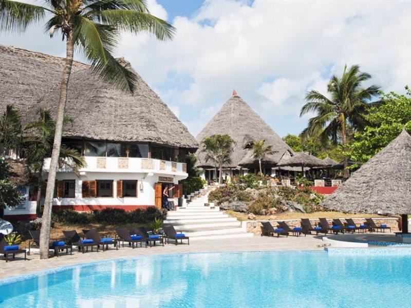 Hotel Karafuu Beach Resort Pingwe Eksteriør billede